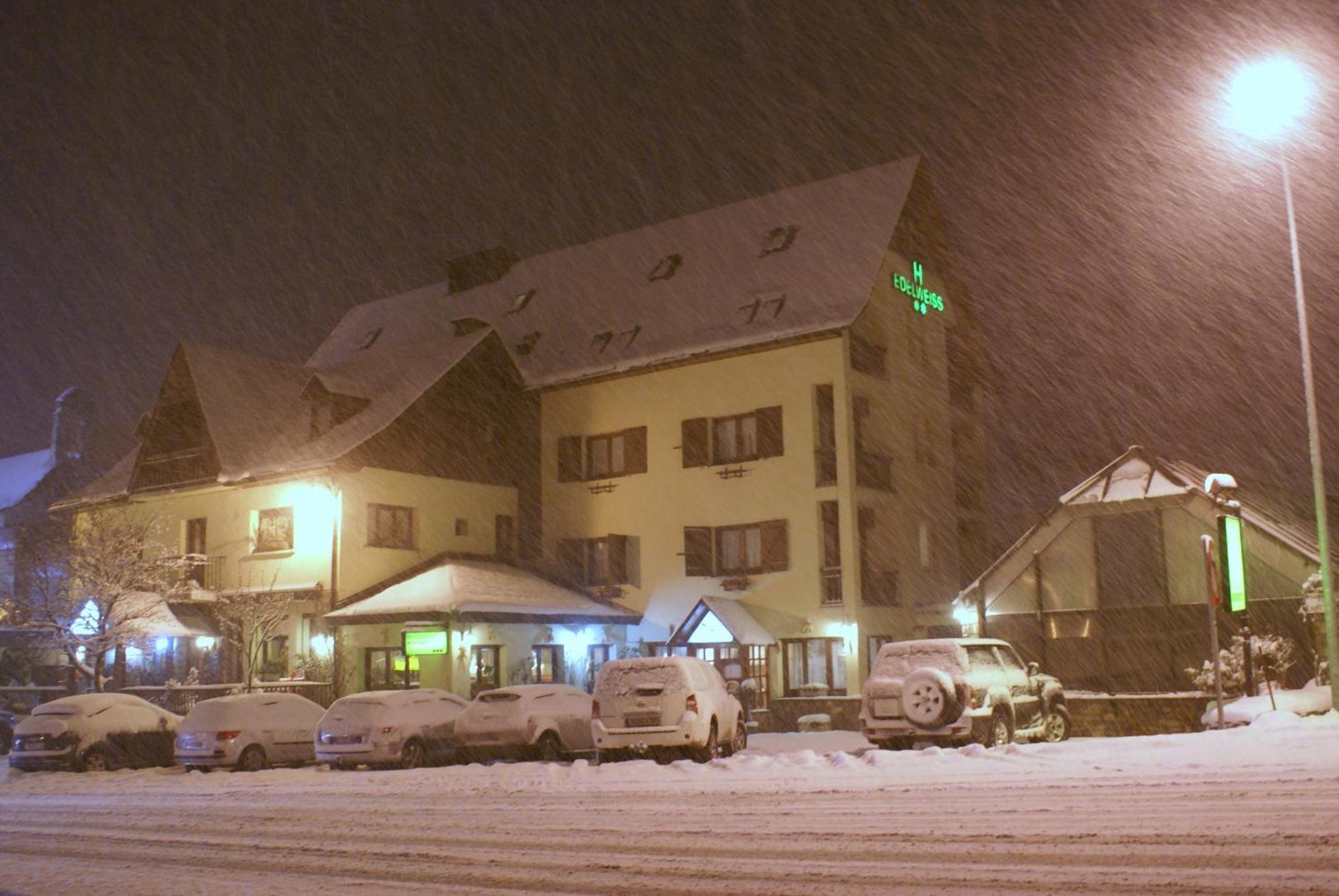 雪绒花酒店 阿蒂斯 外观 照片